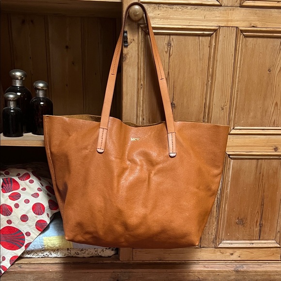 Mark & Graham Handbags - Mark & Graham Everyday Leather Tote